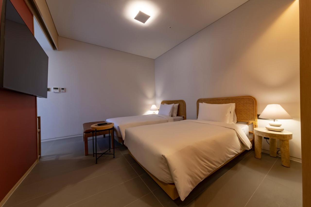 Hound Hotel Haeundae Signature Busan Exterior foto